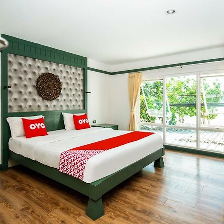 Oyo 255 The Ocean Hotel Patong Exterior foto