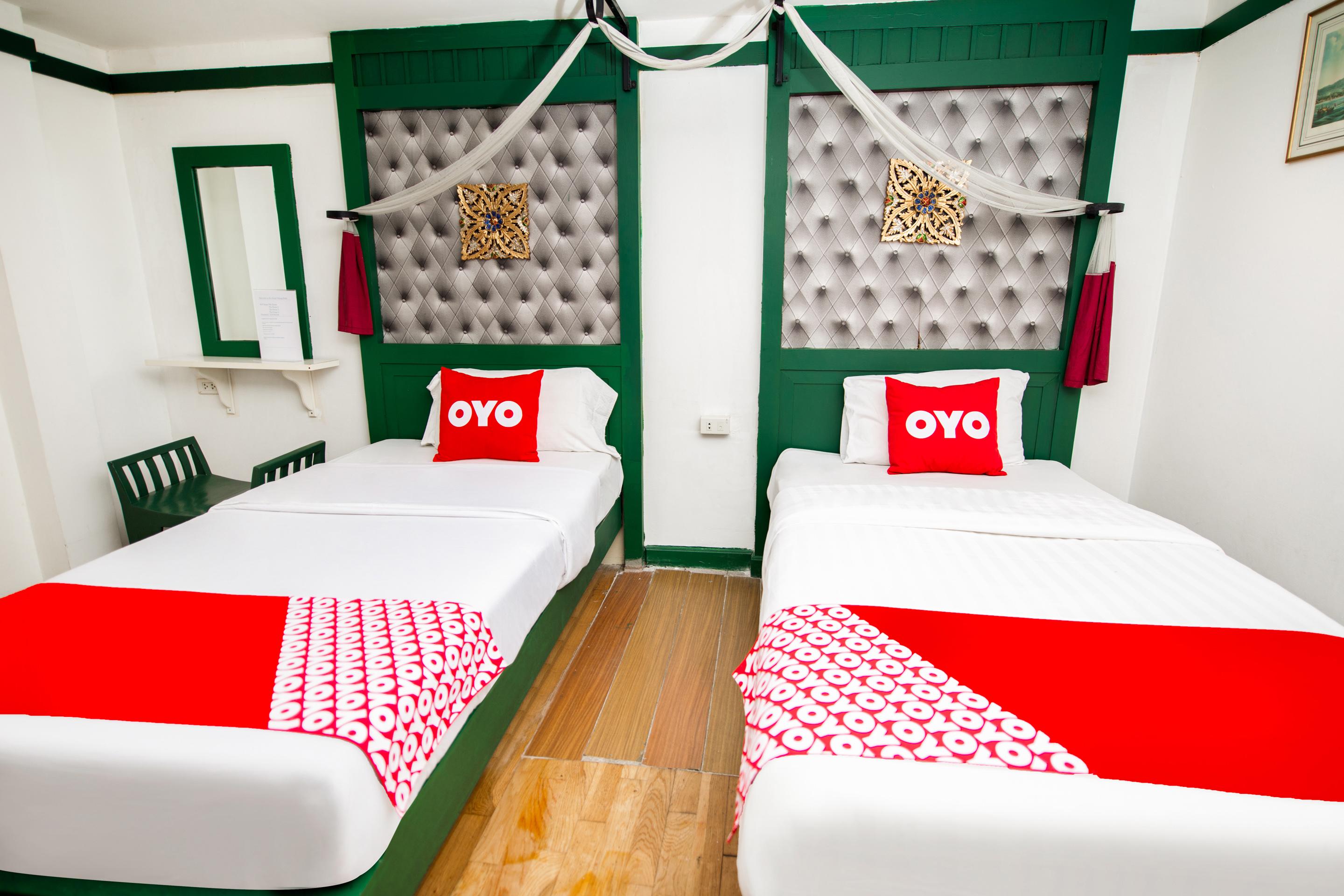 Oyo 255 The Ocean Hotel Patong Exterior foto